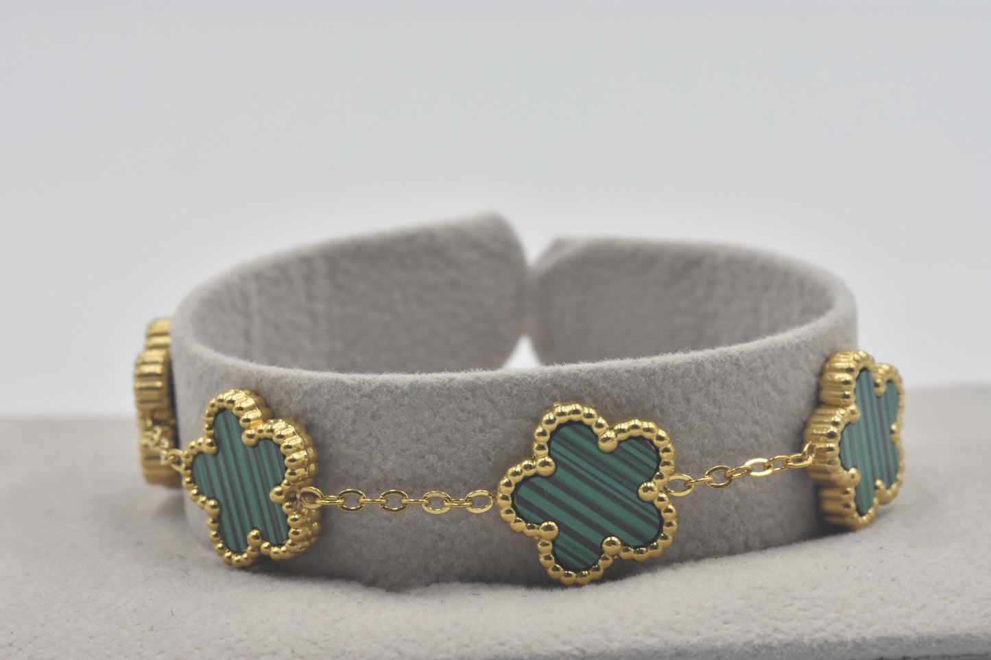 Nacar Clover Bracelet