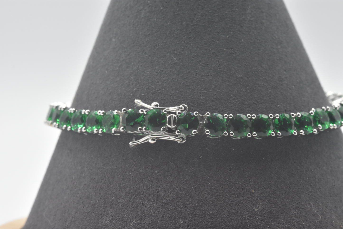 Sterling Silver Bracelet Emerald